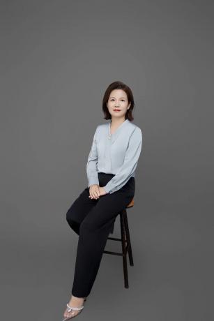 张菊萍.jpg