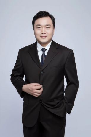 点击查看原图 张利锋(管委会主任 专职律师).jpg